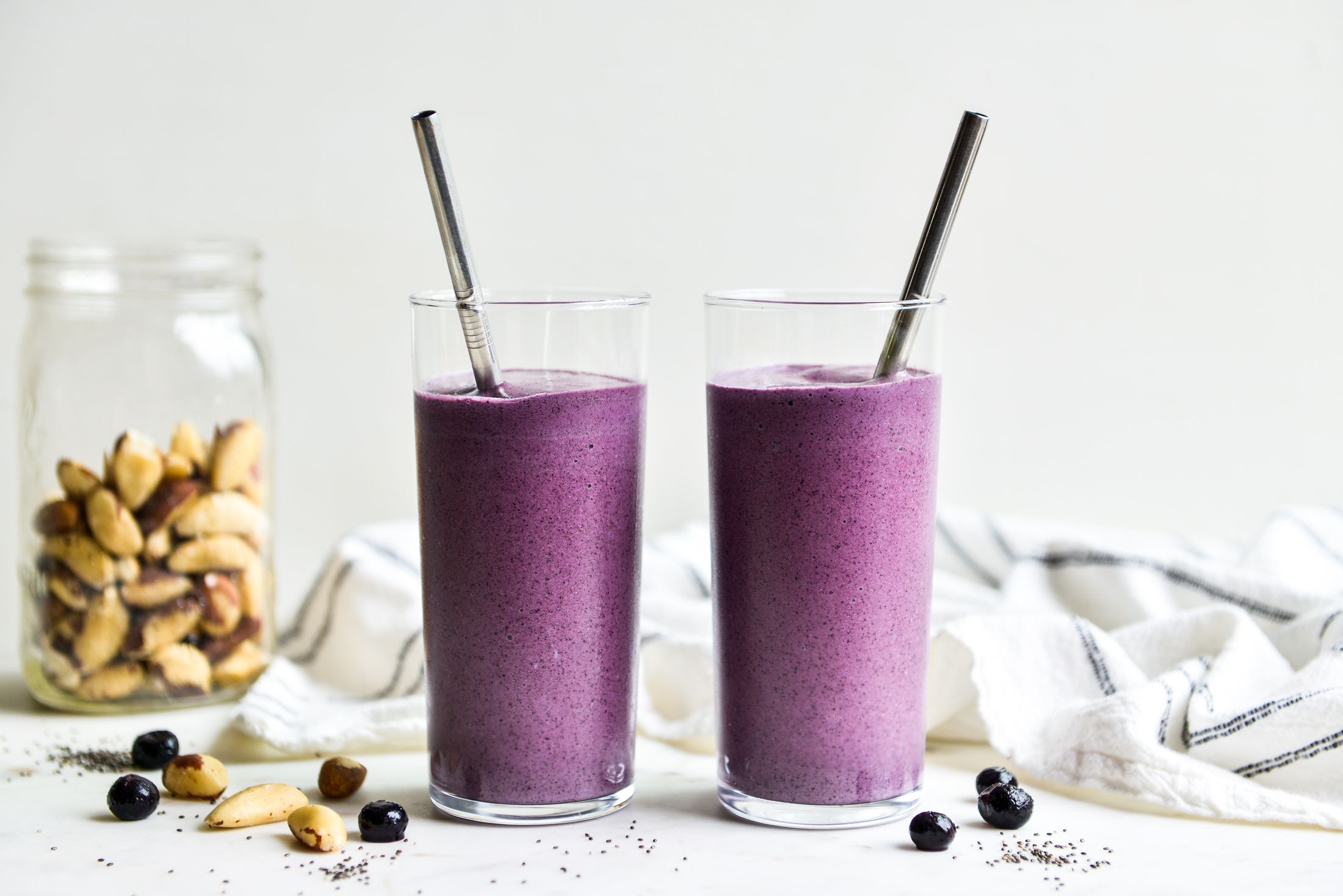 BLUEBERRY BRAZIL NUT SMOOTHIE-1